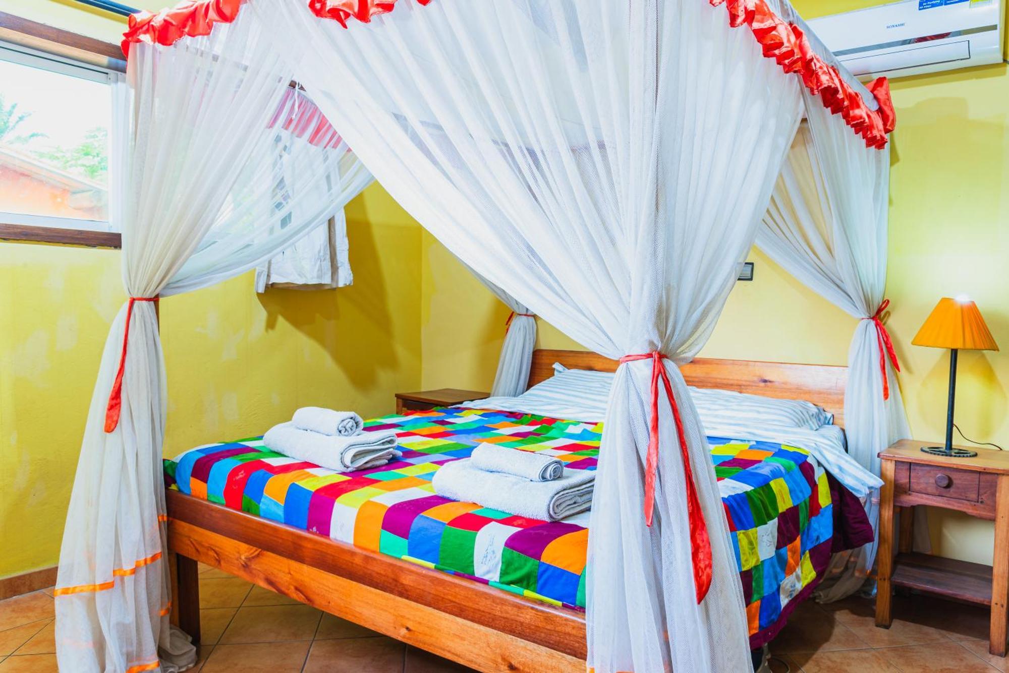 Aparthotel Jardin Tropical Bujumbura Exterior photo